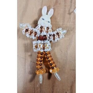 VTG  Bunny Rabbit Amber Craft Plastic BEADS Easter Kitchy